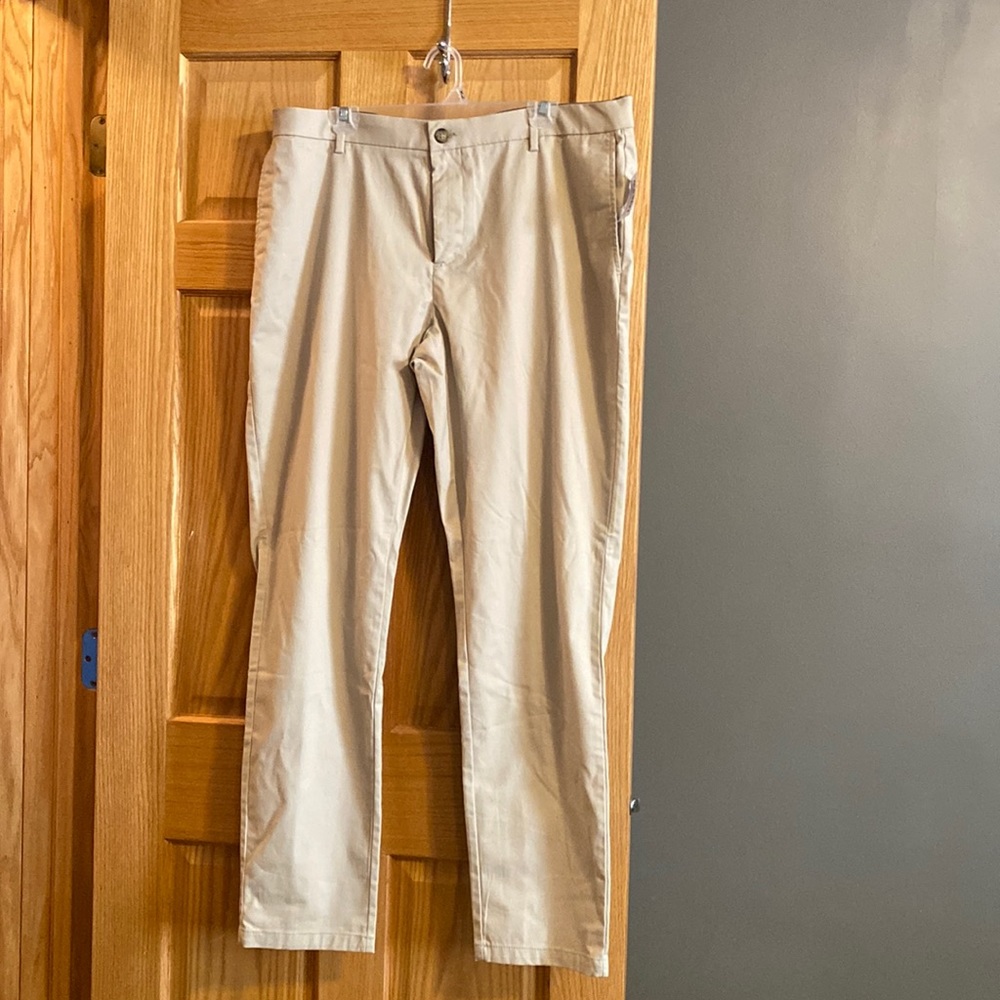NWT Men’s old navy khaki pants size 38x34